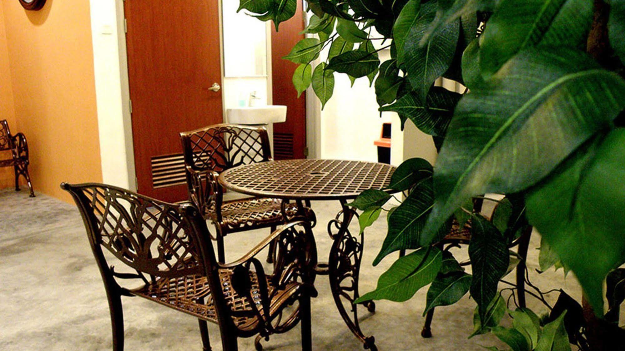 Yan Hotel George Town  Kültér fotó